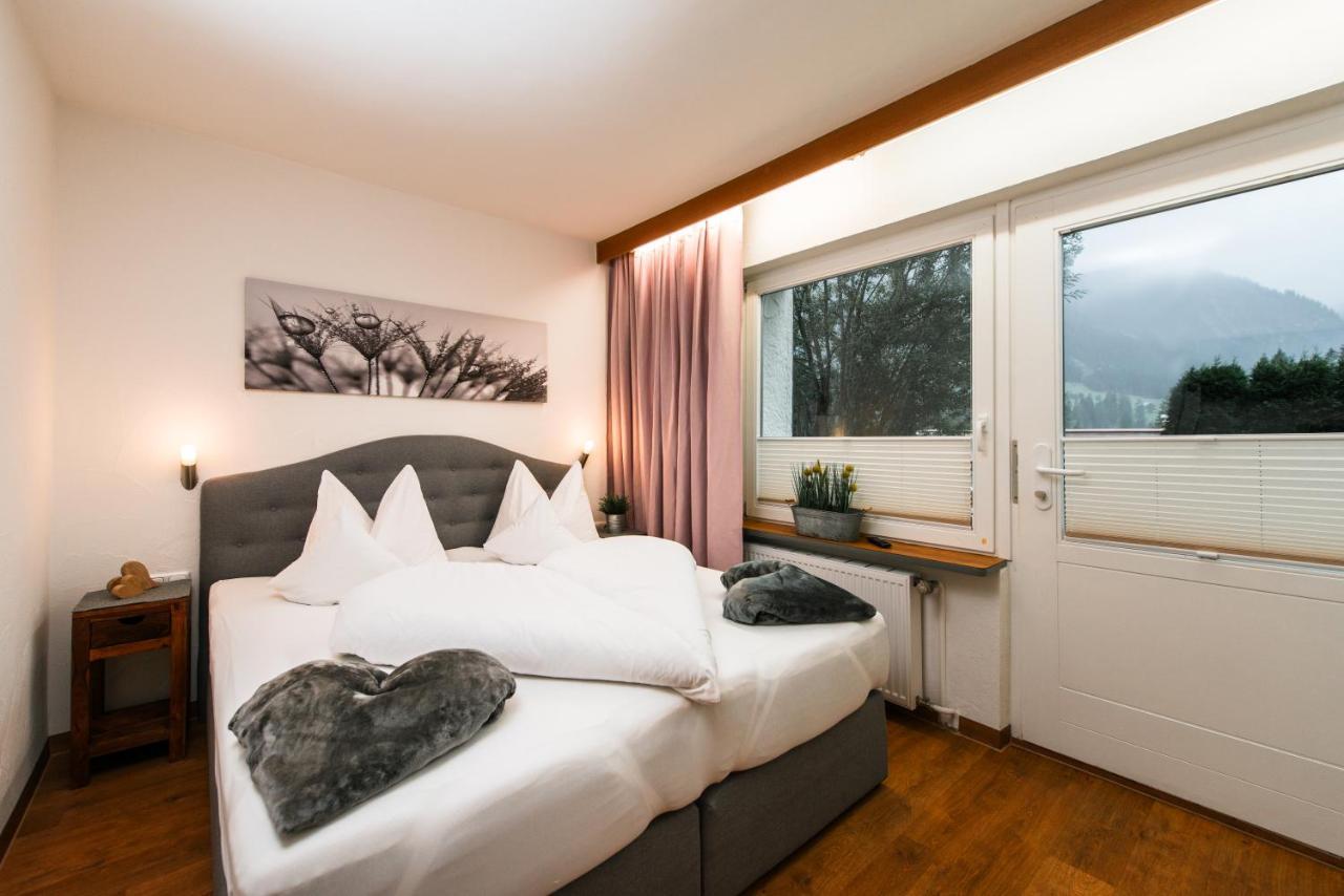 Gaestehaus Wildbach Mittelberg Esterno foto