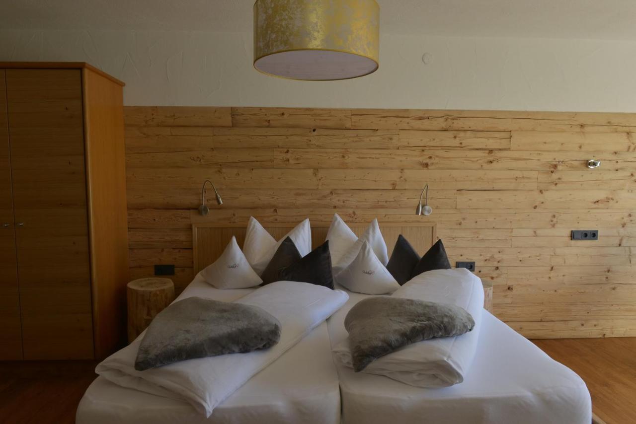 Gaestehaus Wildbach Mittelberg Esterno foto
